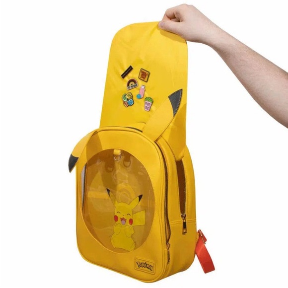 Pokemon Other - Pokémon Pikachu ITA Collector Pin Window Display Mini Backpack Bioworld NWT Gift